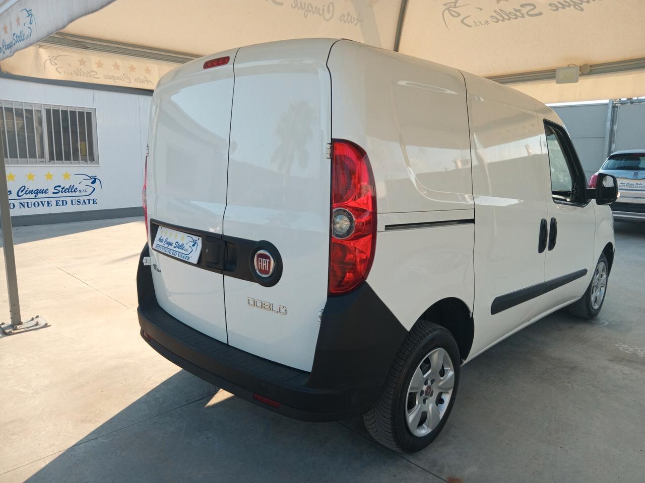 Doblò 1.3 DISEL 90 C.V CON SOLO 500 KM PARI AL NUOVO
