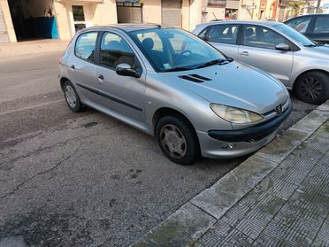 Peugeot 206 1.1 5p. XR