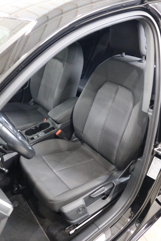AUDI A3 SPB 30 g-tron S tronic Business Advanced