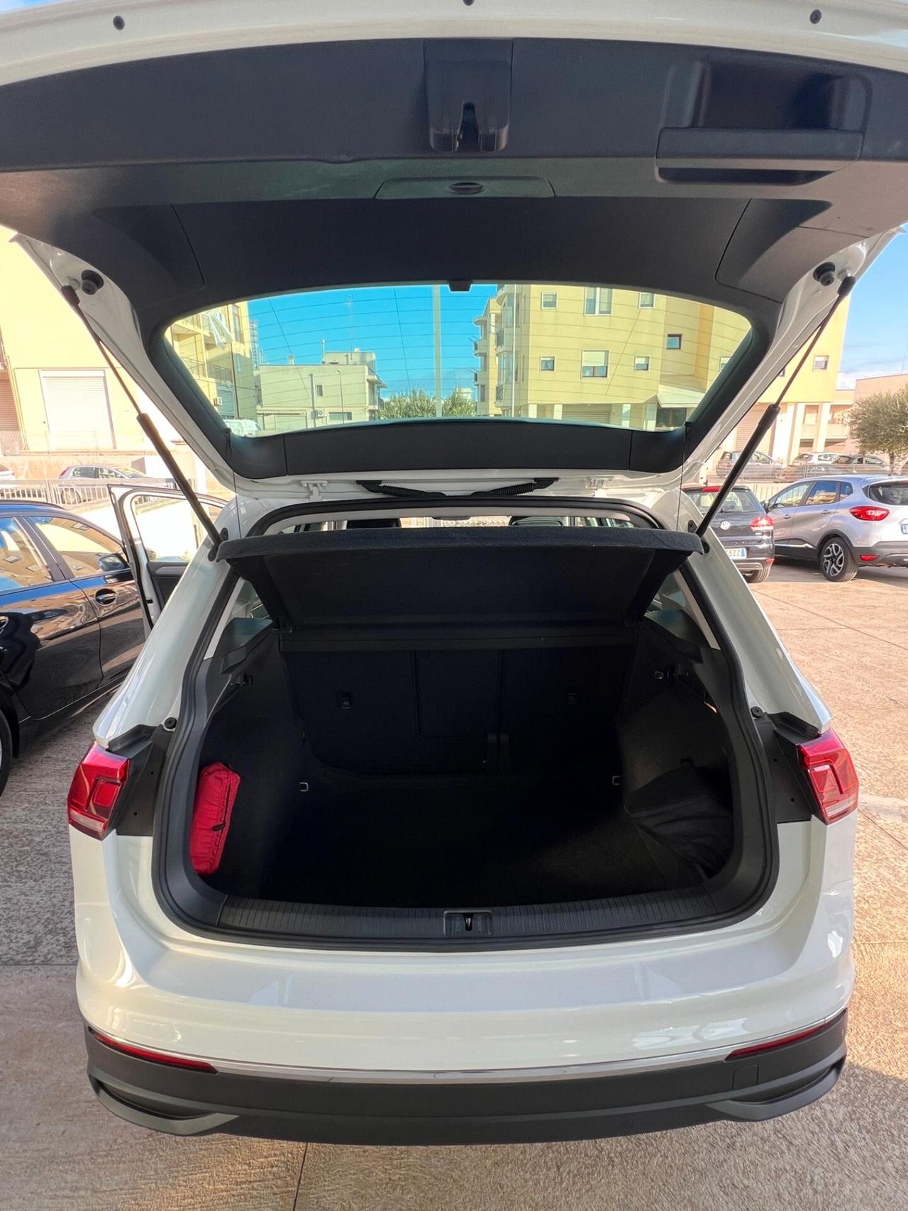 Volkswagen Tiguan 2.0 TDI SCR Life