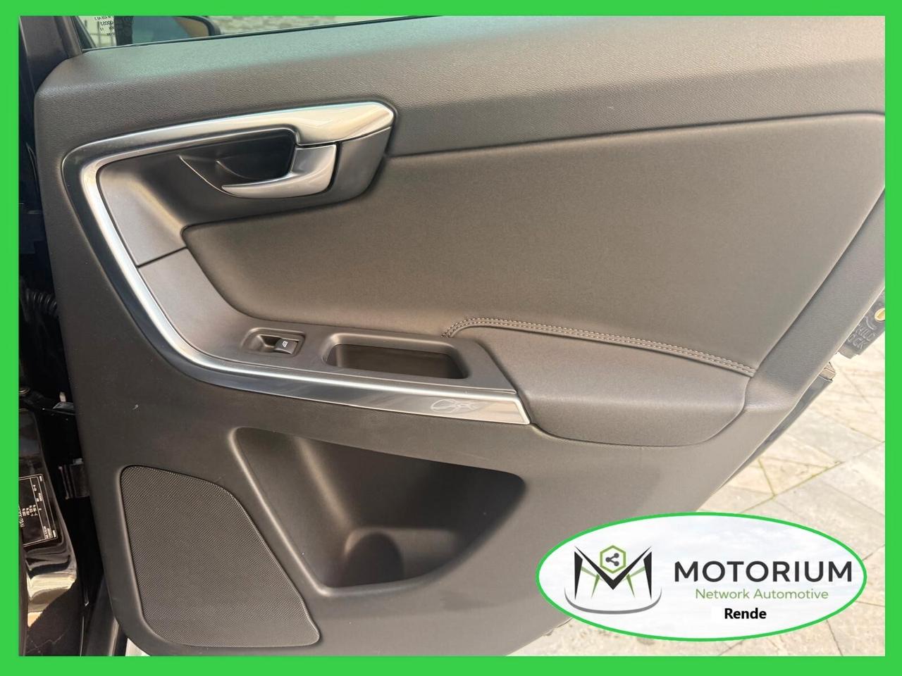 Volvo XC60 D4 180cv Geartronic Momentum 01/2014