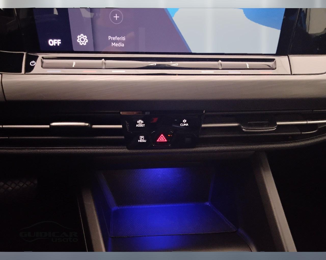VOLKSWAGEN Golf VIII 2020 - Golf 1.5 etsi evo Style 150cv dsg