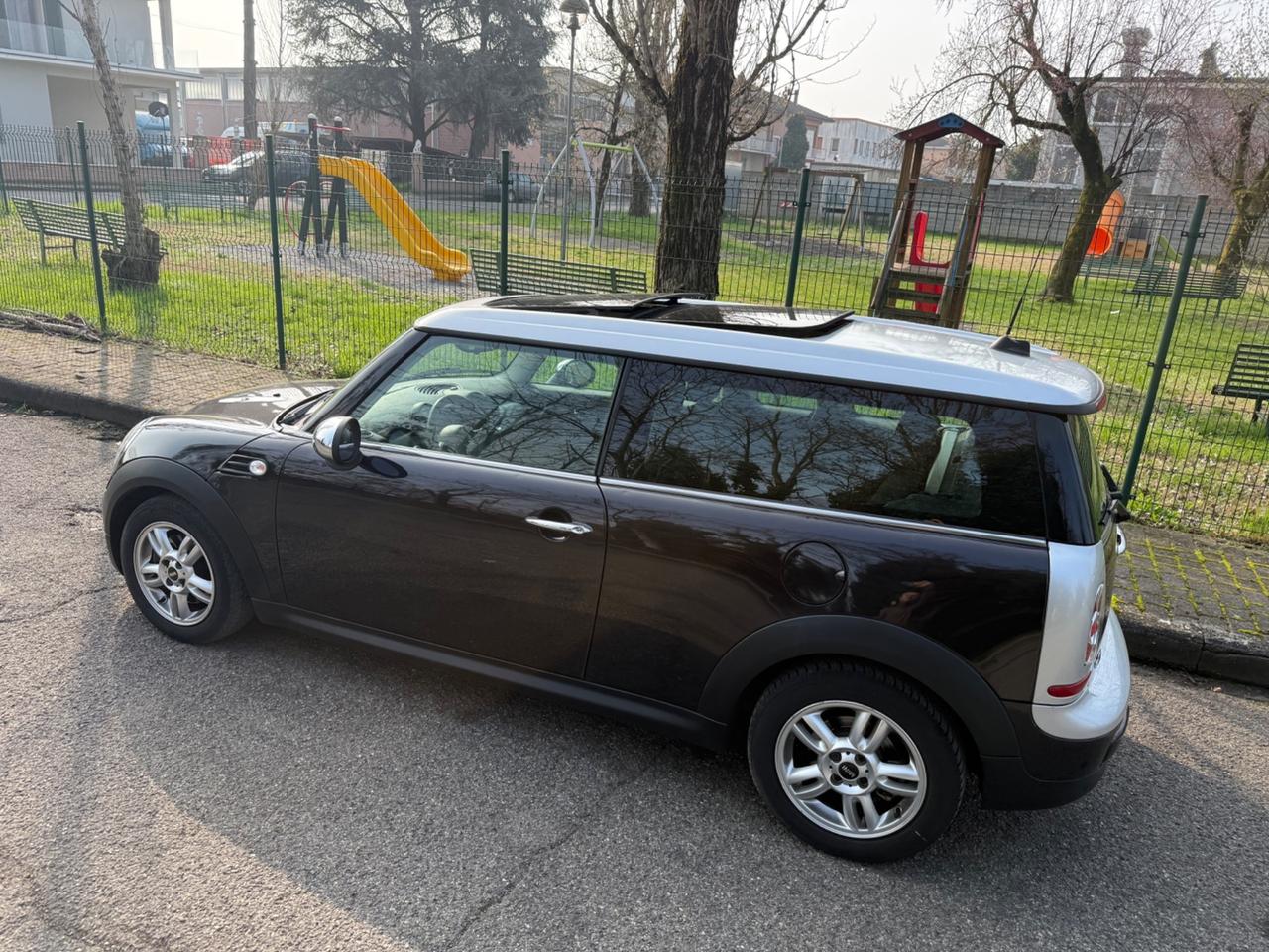 Mini Cooper Clubman AUTOMATICA-2013 BENZINA 1.6