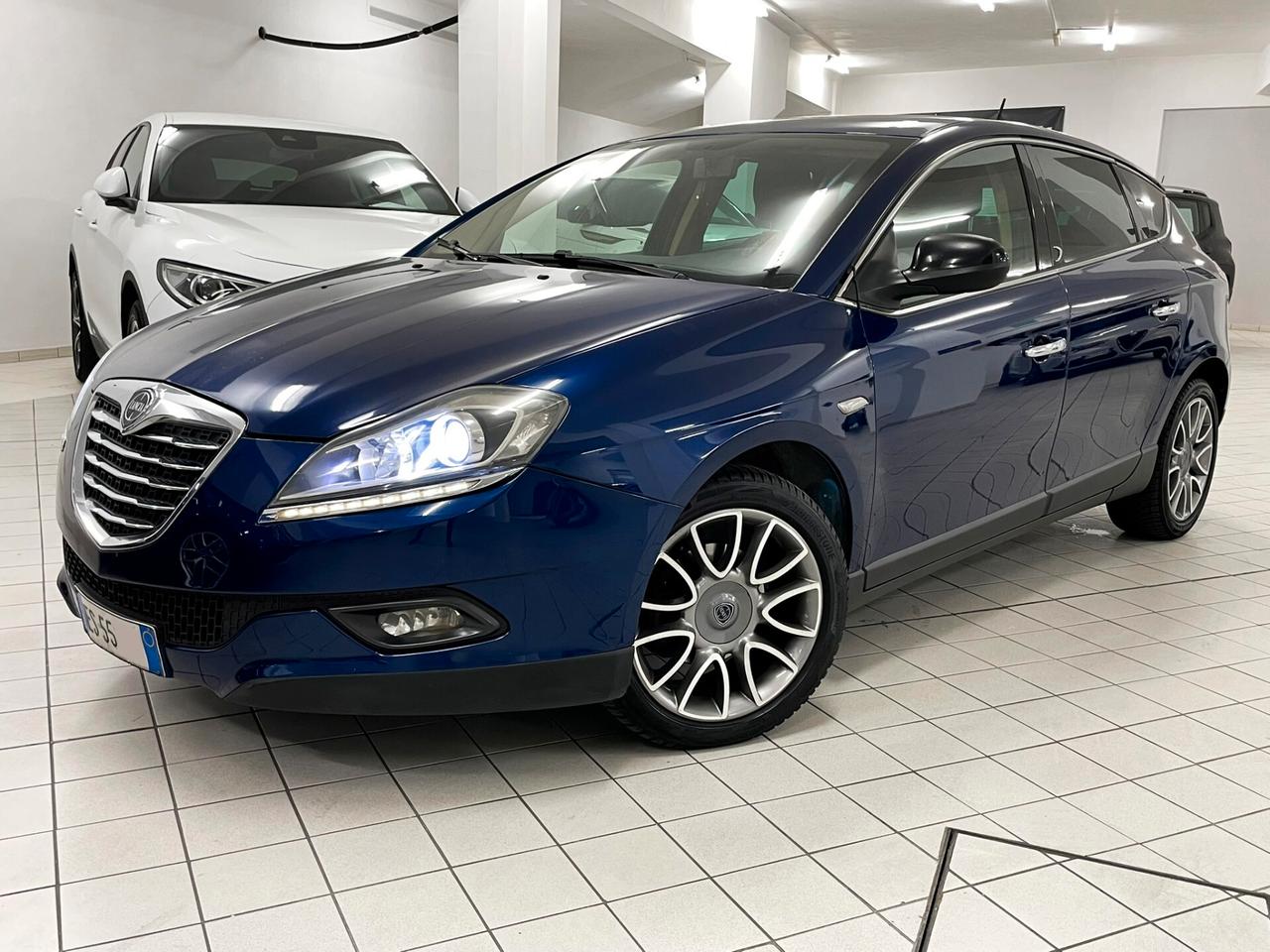 Lancia Delta 1.6 M-JET GOLD 105 CV DISTRIBUZIONE A KM 211000