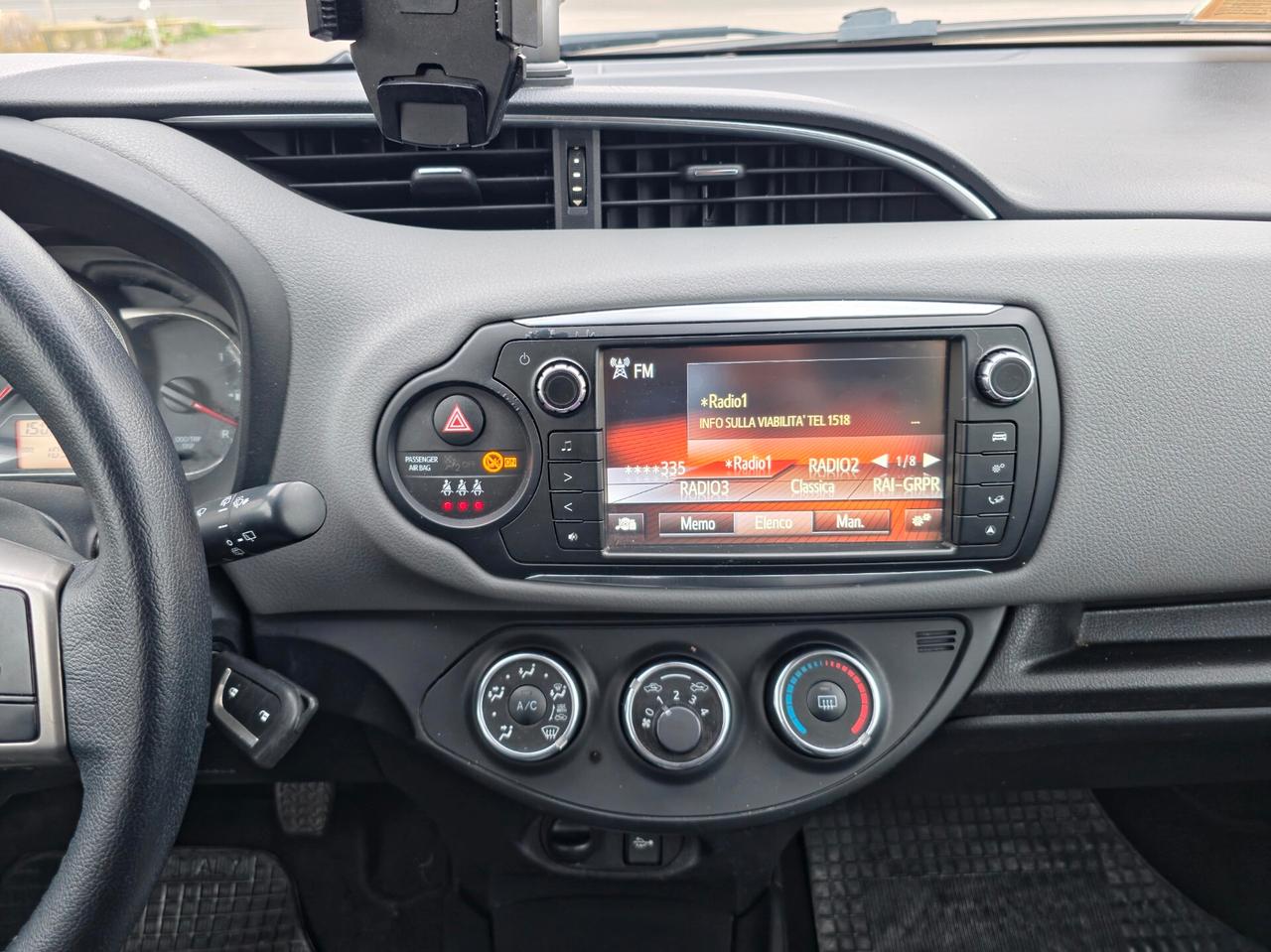 Toyota Yaris 1.0 5 porte Lounge 2015-E5 Manuale NEO