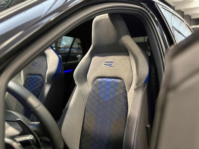 VOLKSWAGEN Golf 2.0 TSI DSG 4Motion R
