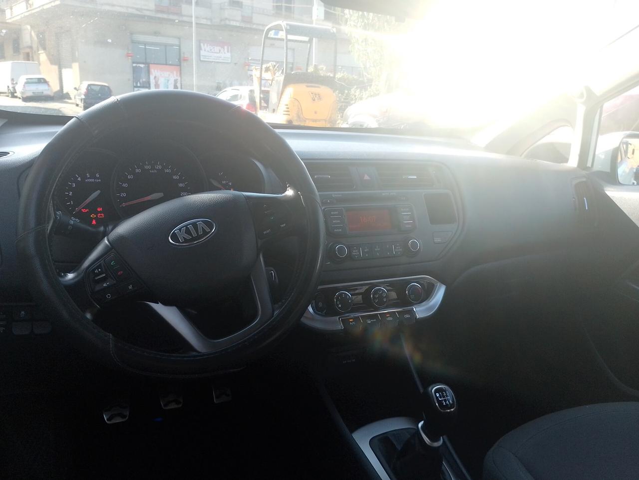 Kia Rio 1.4 CRDi 5p. Cool