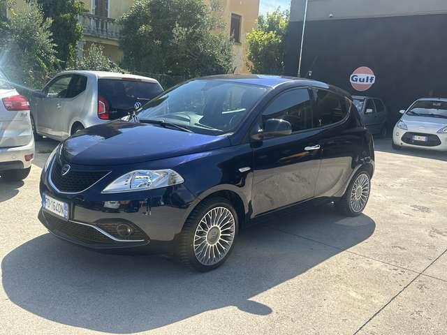 Lancia Ypsilon Ypsilon 1.3 mjt Gold s 95CV MANUALE X NEOPAT.