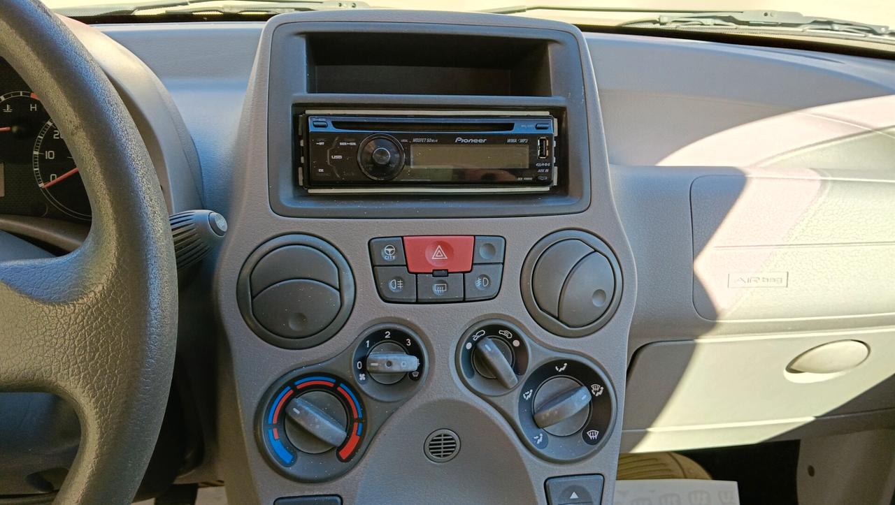 FIAT PANDA 1.2 BENZ-2005