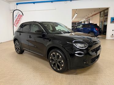 Fiat 600 Hybrid 110 CV DCT MHEV La Prima II KM 700