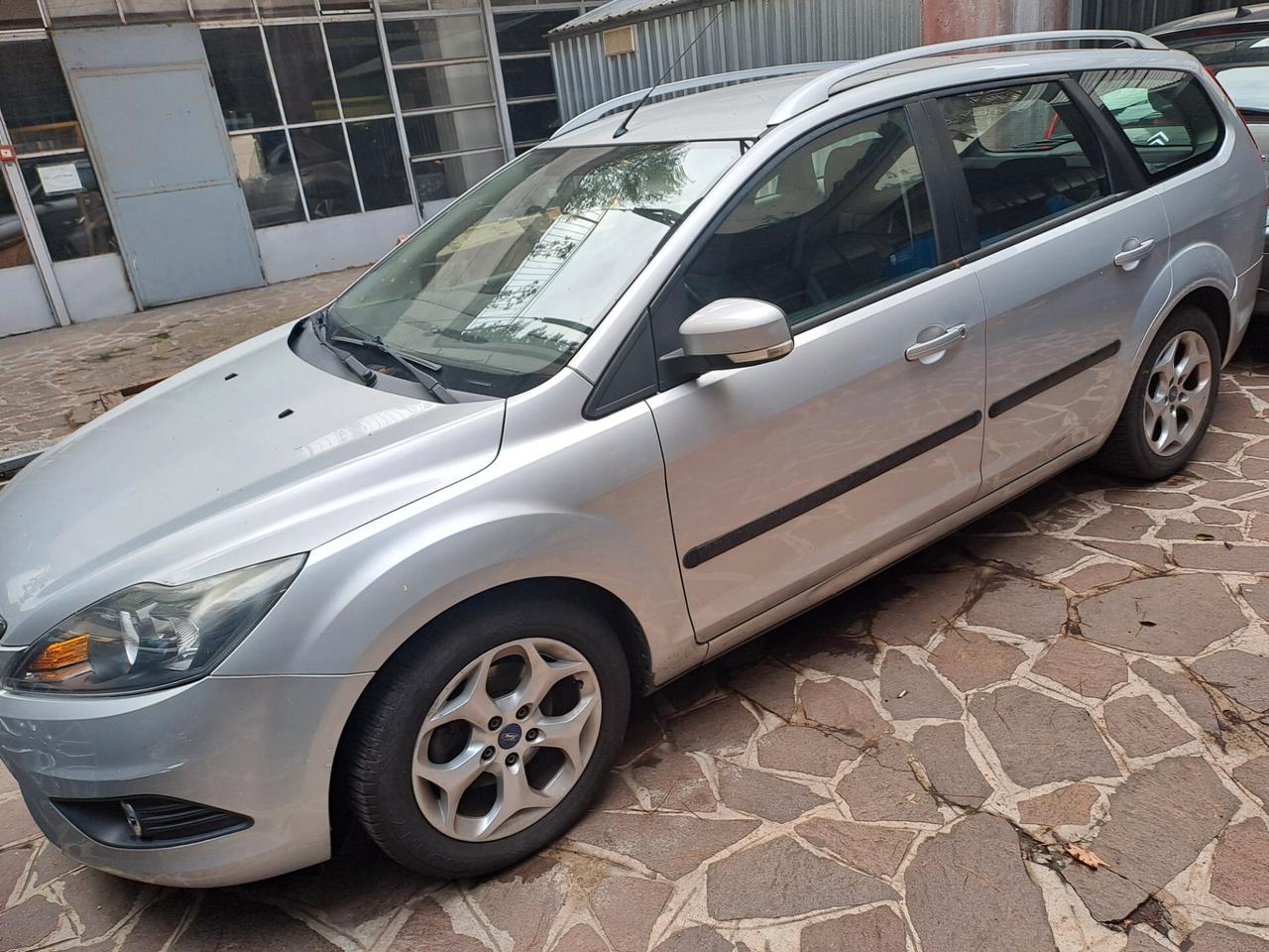 Ford Focus 1.6 105 CV SW Titanium