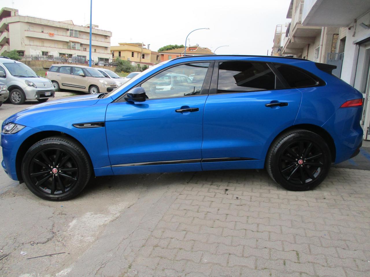 Jaguar F-Pace 2.0d R-Sport awd 180cv auto * MOTORE NUOVO*