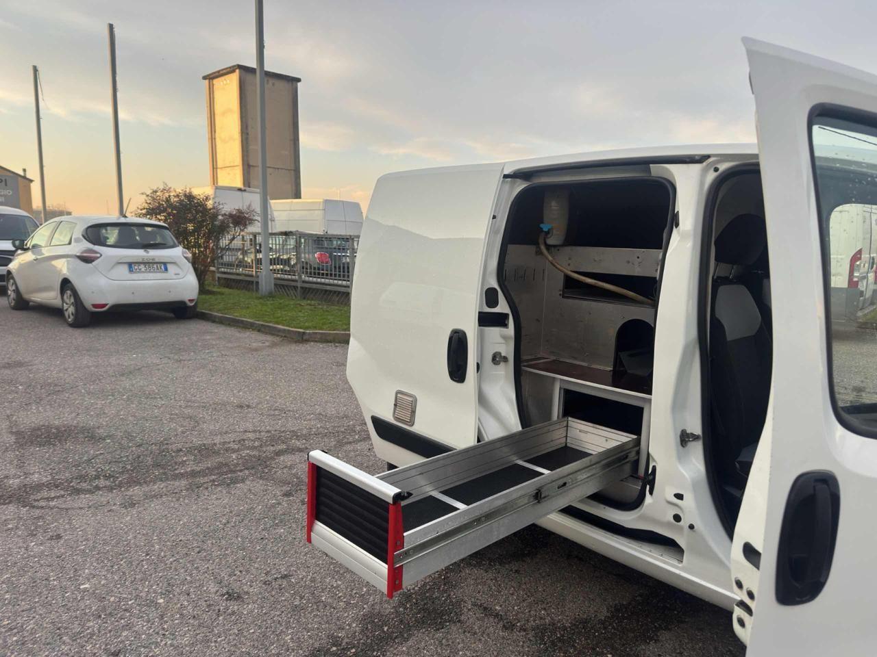 Fiat Fiorino 1.4 CNG NP 70 CV CARGO ALLESTITO OFFICINA-METANO-