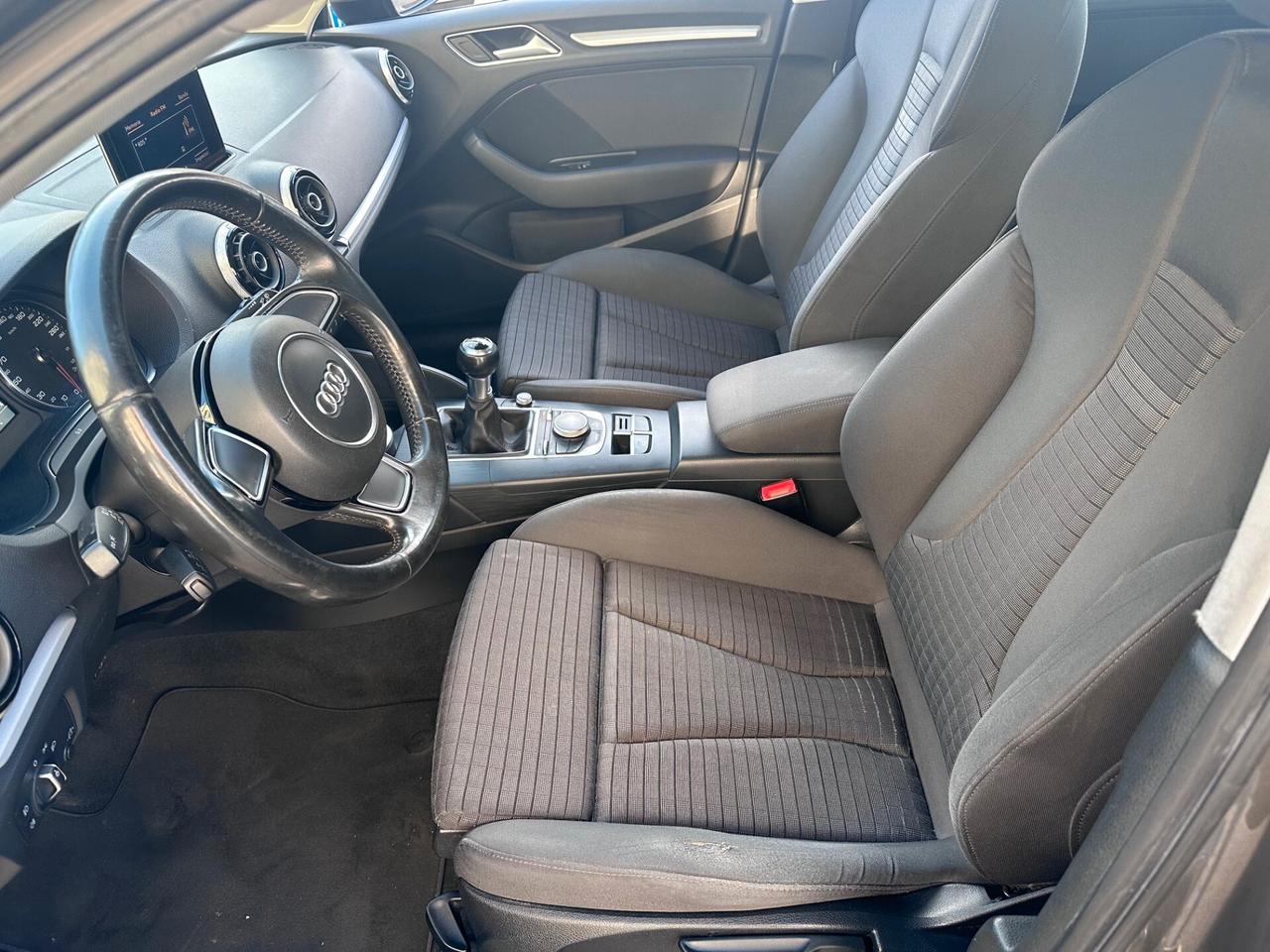 Audi A3 Sedan 1.4 TFSI 125 CV Ambiente*EURO6*NEOPATENTATI