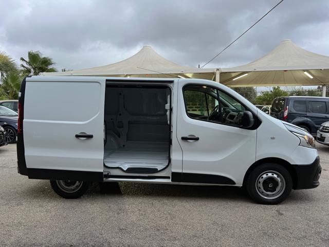 RENAULT Trafic T27 1.6 dCi 120CV L1 H1 Furgone