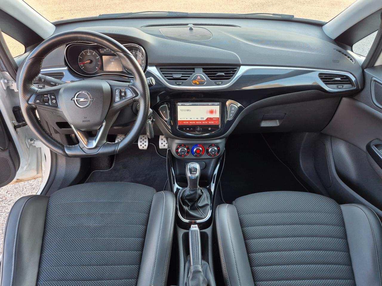 Opel Corsa 1.6 Turbo Coupé OPC