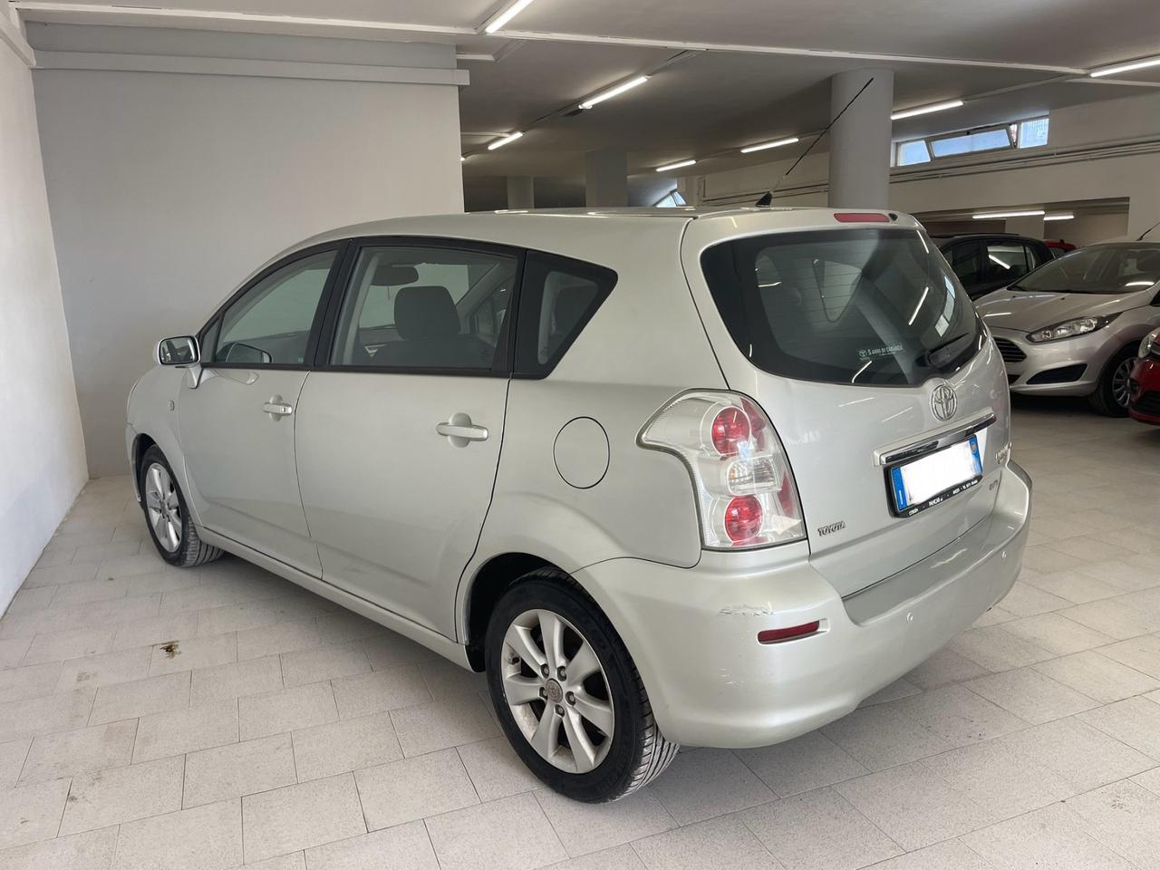 Toyota Corolla Verso 2.2 16V D-4D Sol 7 posti