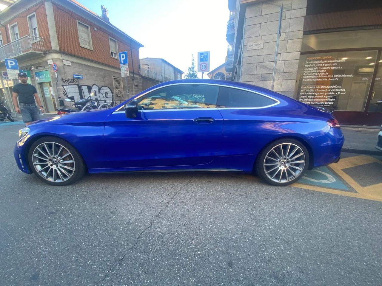 Mercedes-Benz C 300 Premium Coupé #50021