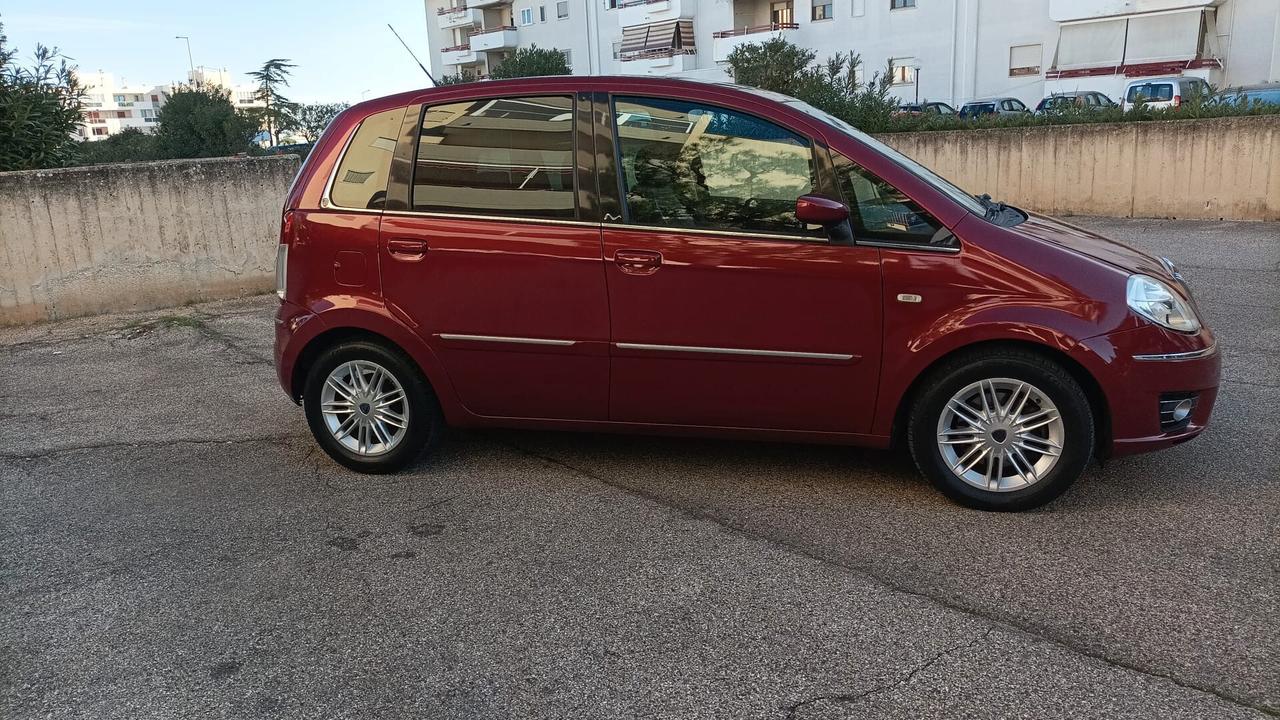 Lancia MUSA 1.3 Mjt 90 CV Platinum