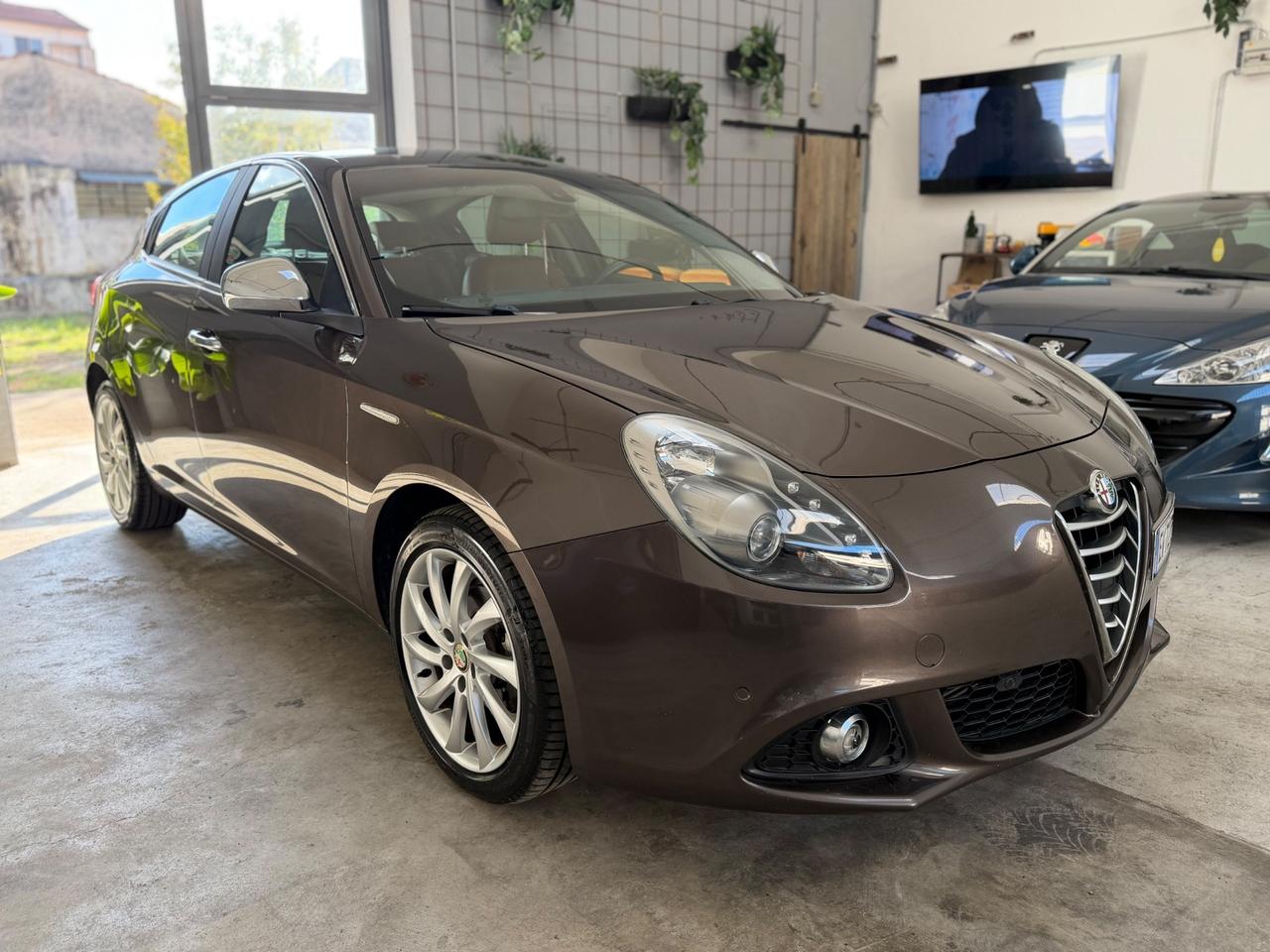 Alfa Romeo Giulietta 1.6 JTDm-2 105 CV Exclusive