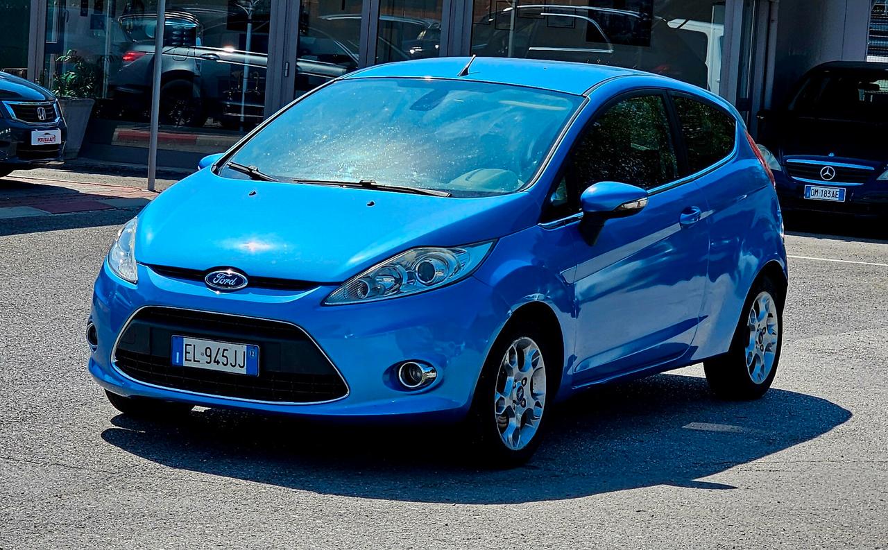 Ford Fiesta 1.4 TDCi 70CV 3 porte Titanium