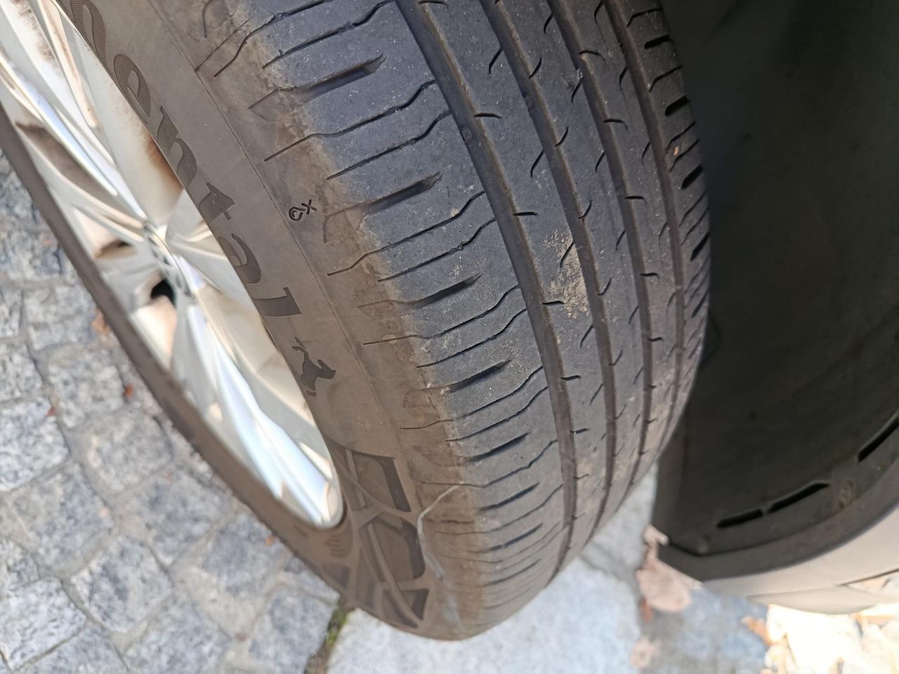 Volkswagen Tiguan Business 1.5 TSI #7809