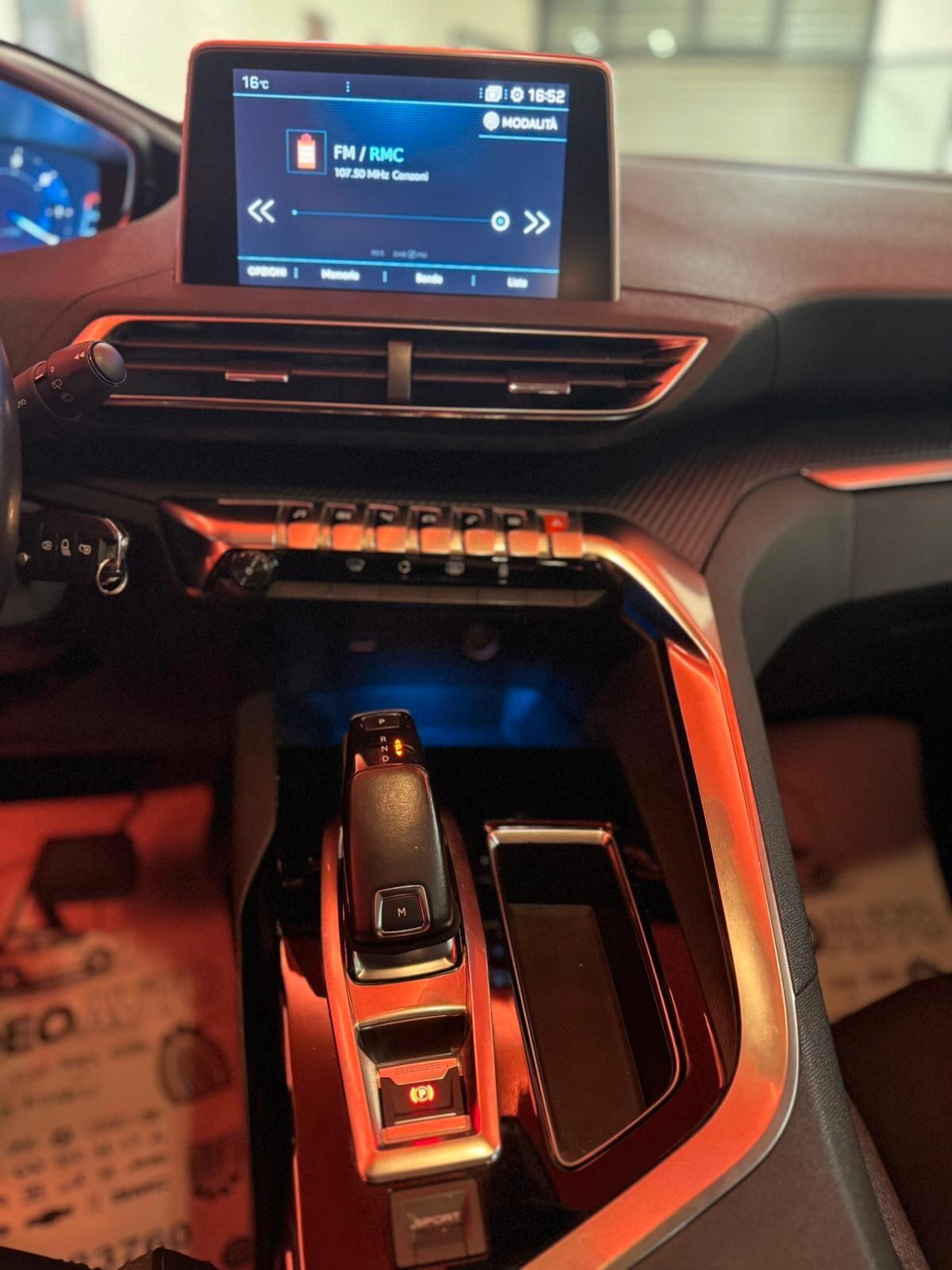 Peugeot 3008 BlueHDi 130 S&S Allure