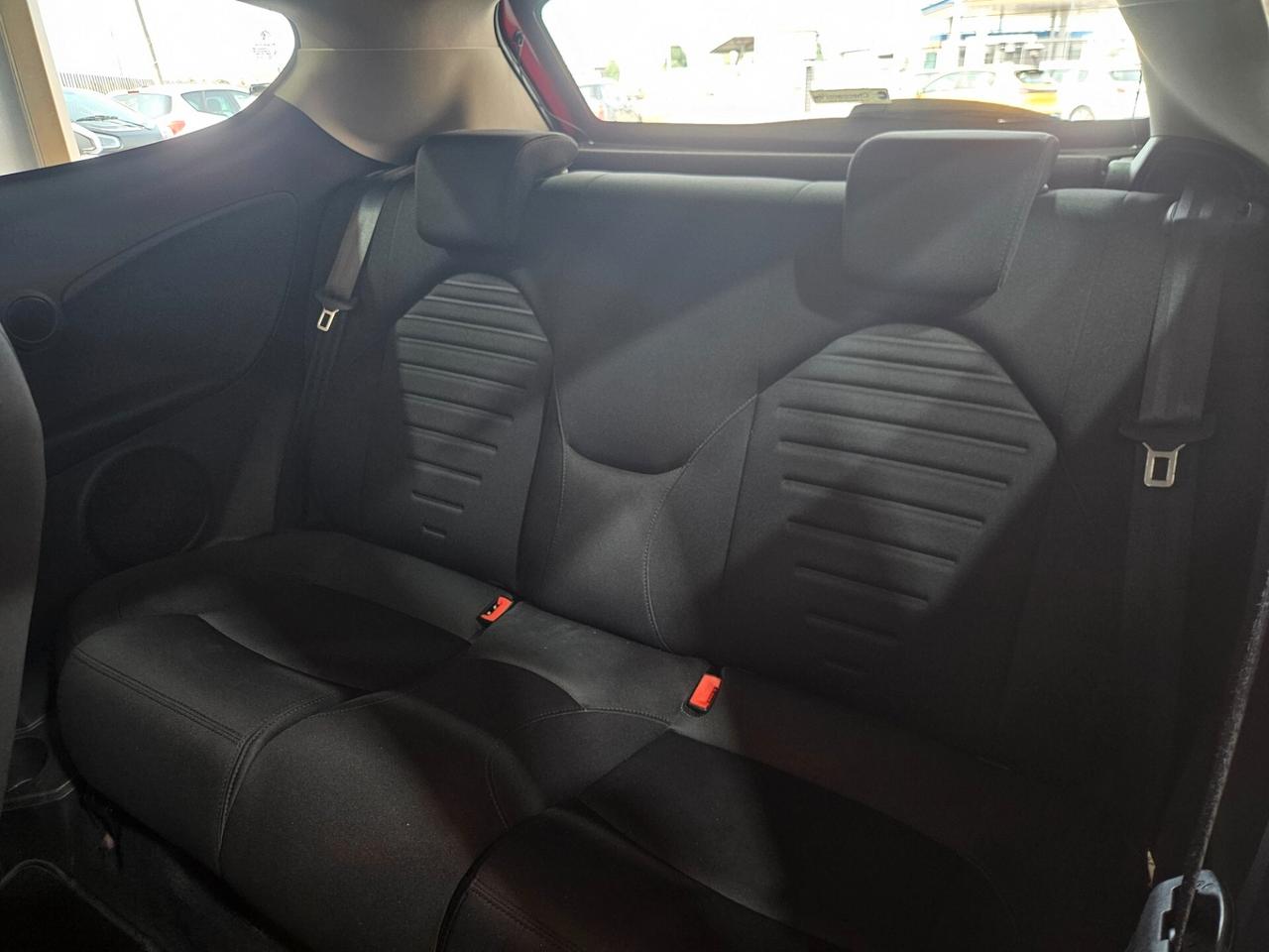 Alfa Romeo MiTo 1.3 jtdm 90cv - NEOPATENTATI