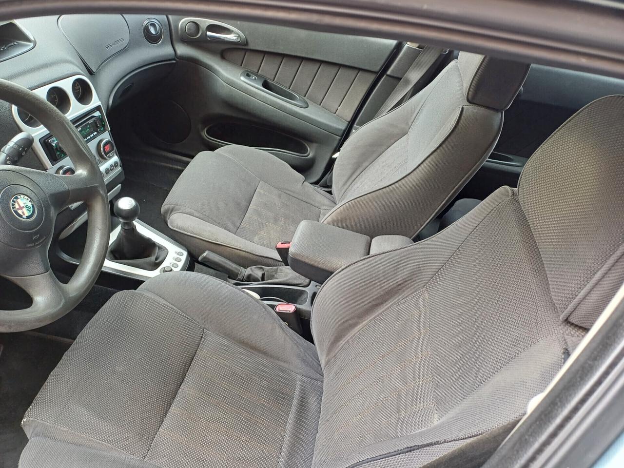 Alfa Romeo 156 2.4 JTD 20V Sportwagon Exclusive