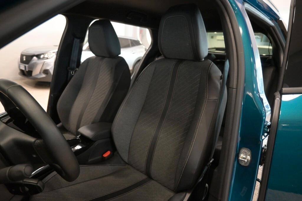 Peugeot 2008 1.2 PURETECH 100CV SeS ALLURE ( DIGITAL COCKPIT - FARI LED PDC MIRROR )
