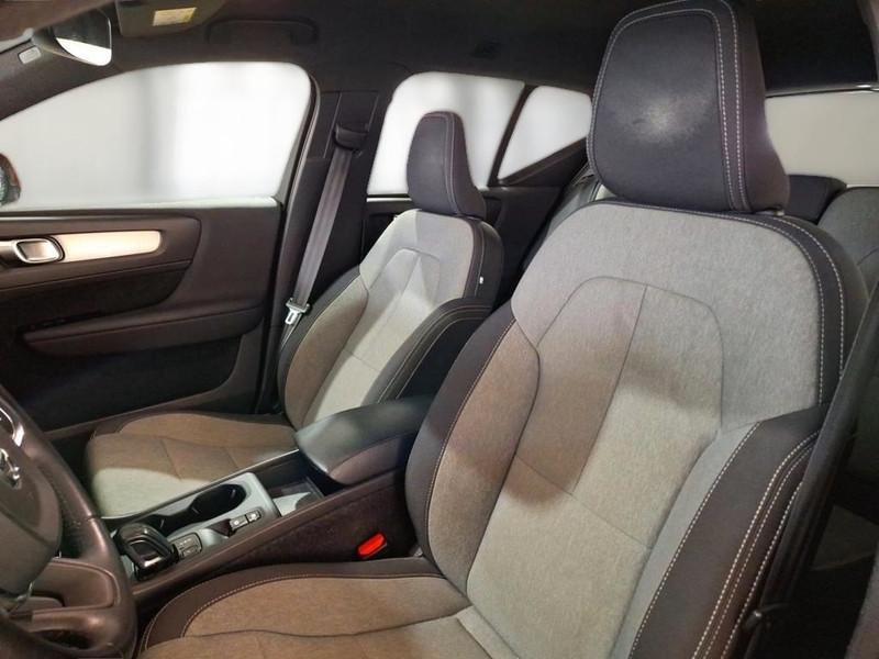 VOLVO XC40 T4 PLUG-IN HYBRID AUTO RECH INSCRIP EXPR 5 PORTE SUV