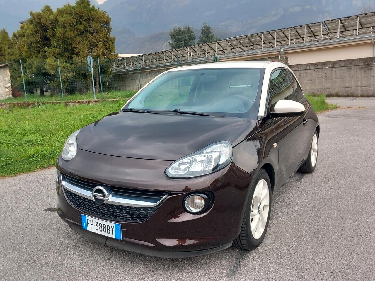 Opel Adam Rocks 1.2 70 CV Air