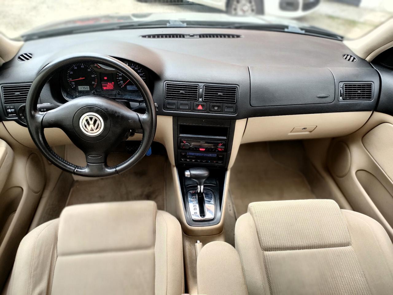 Volkswagen Golf 1.6 5p. aut. ASI e CRS Highline