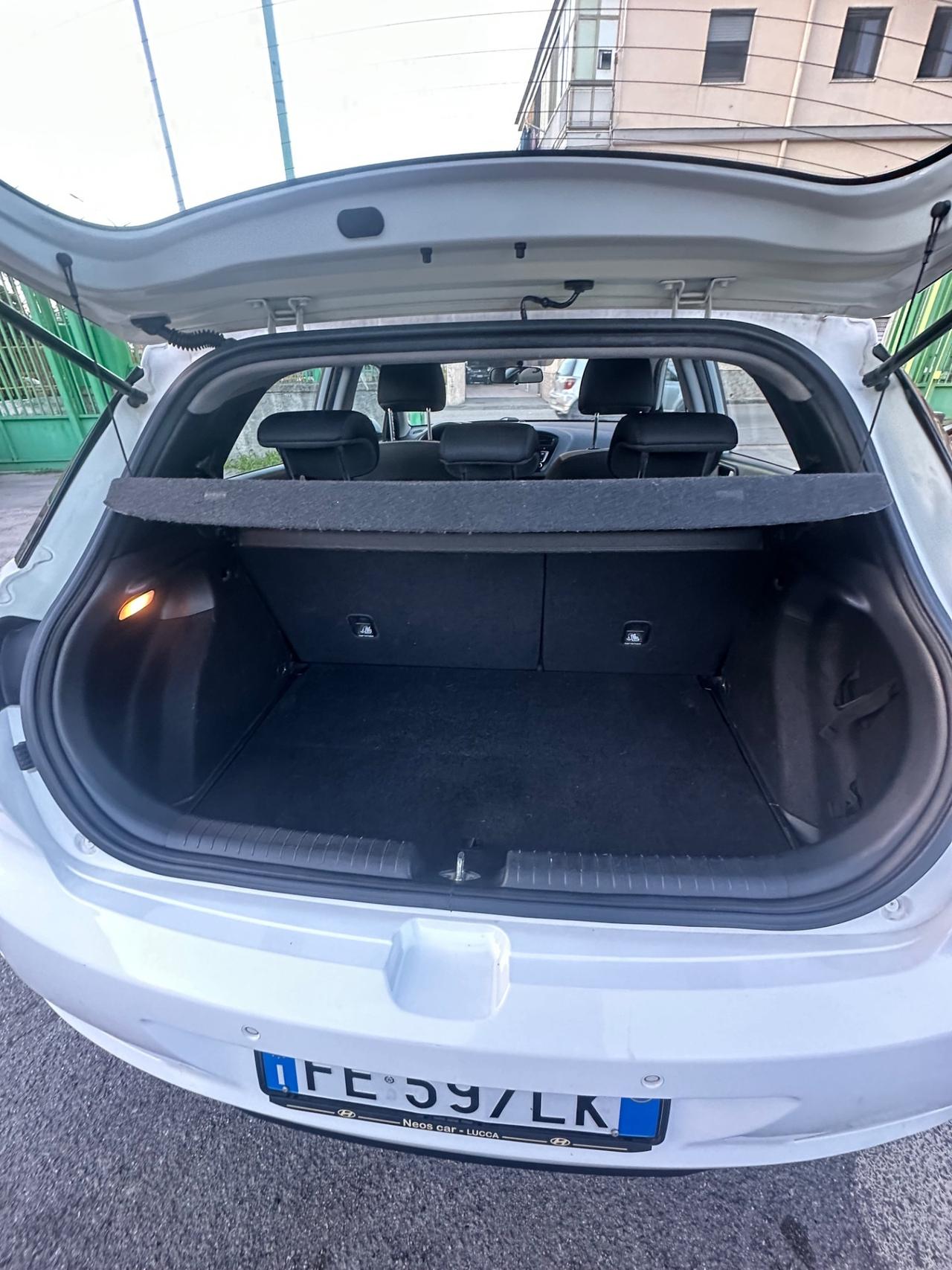 Hyundai i20 1.2 84 CV 5 porte Style