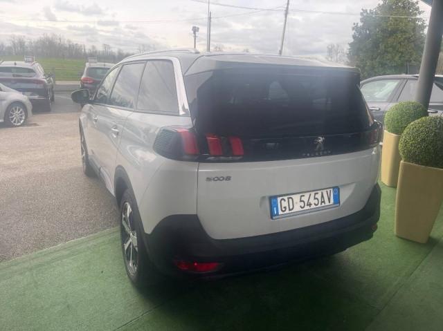 Peugeot 5008 1.5 bluehdi Business s&s 130cv 7p.ti eat8 my21