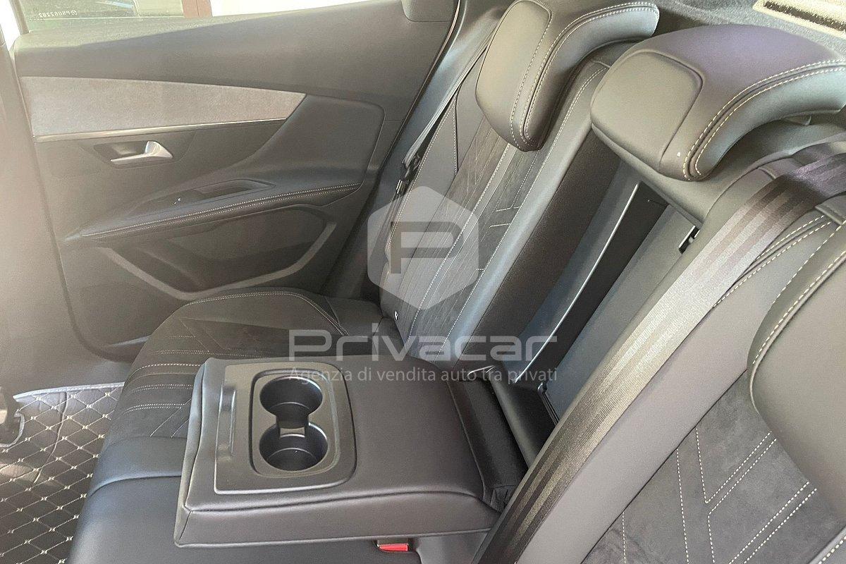 PEUGEOT 3008 BlueHDi 130 S&S EAT8 GT