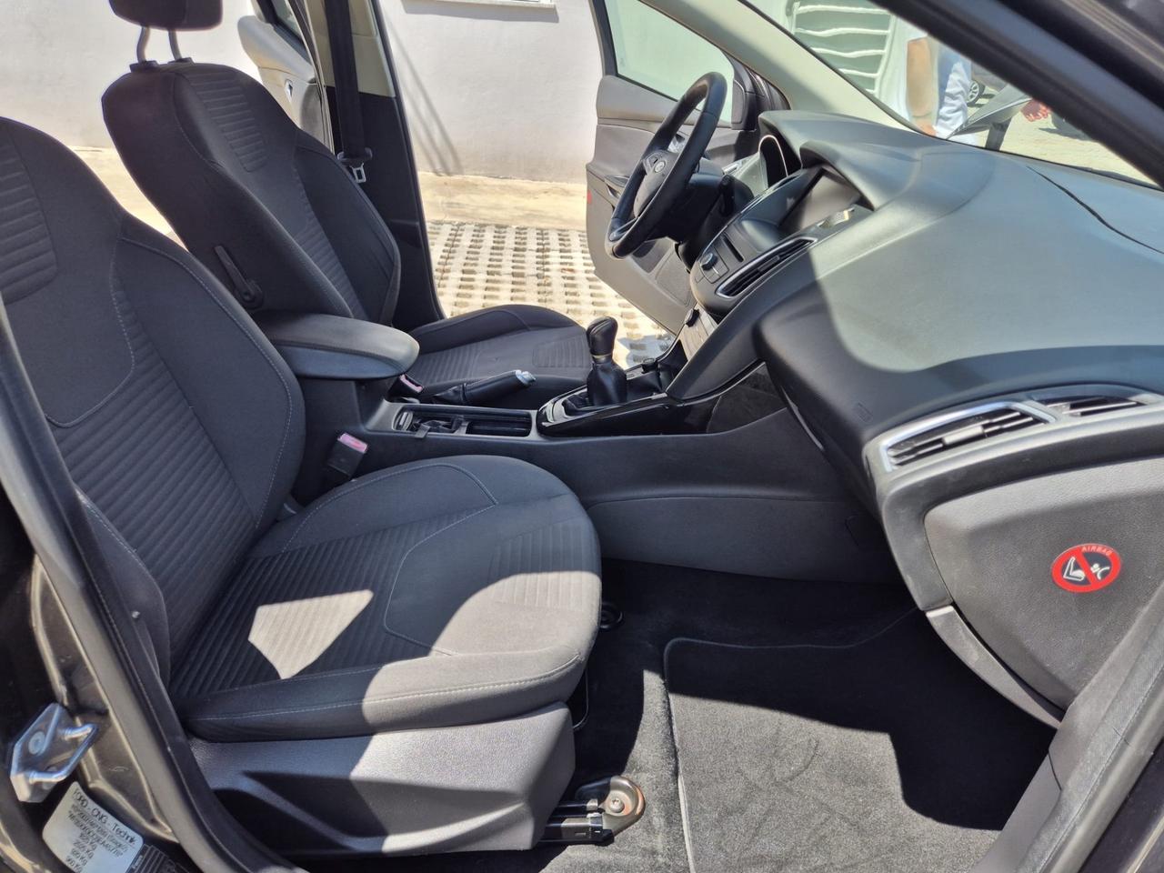 Ford Focus 1.6 120 CV GPL Titanium