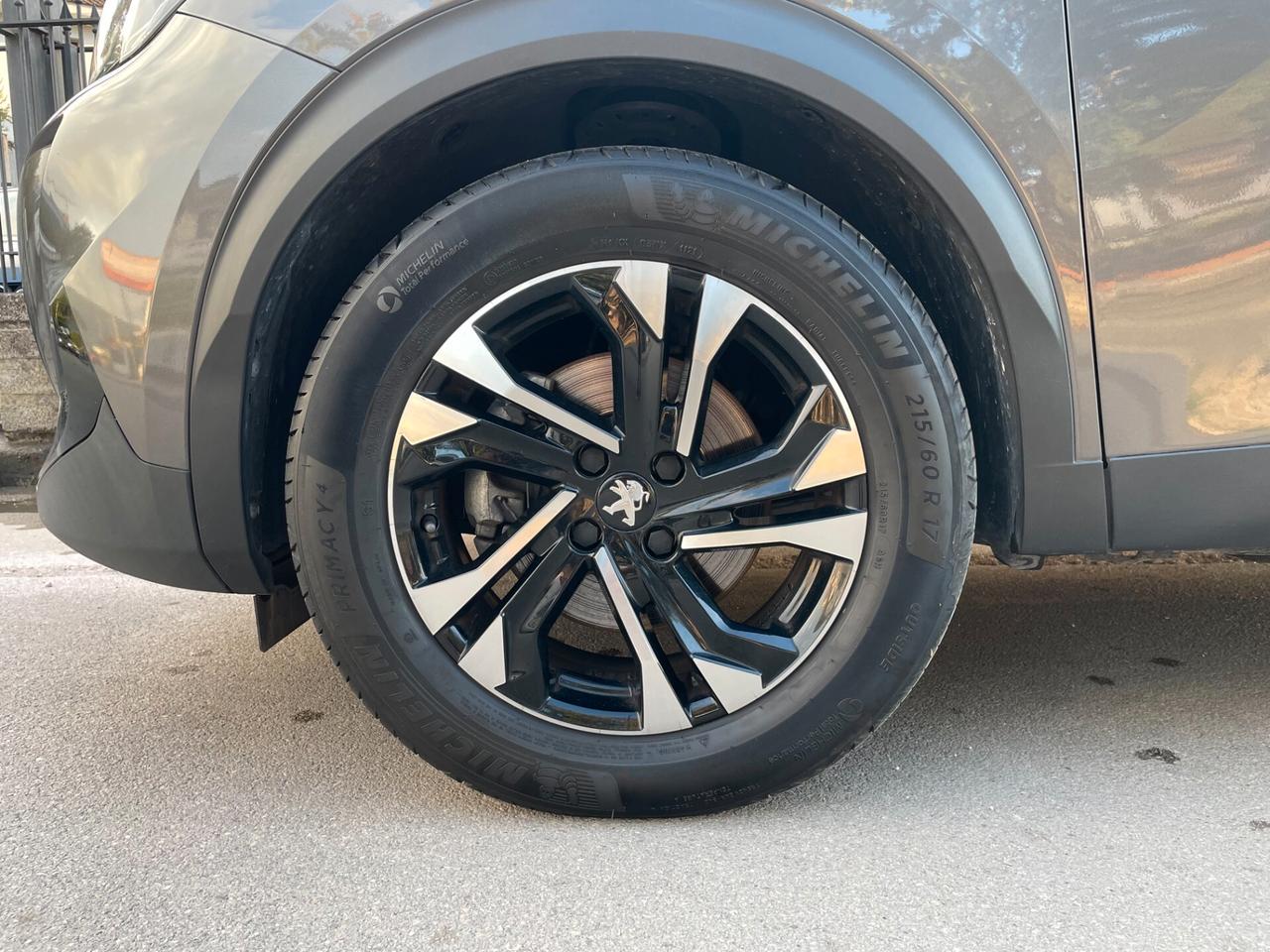 PEUGEOT 2008 BlueHDi 130 S&S EAT8 ALLURE PACK