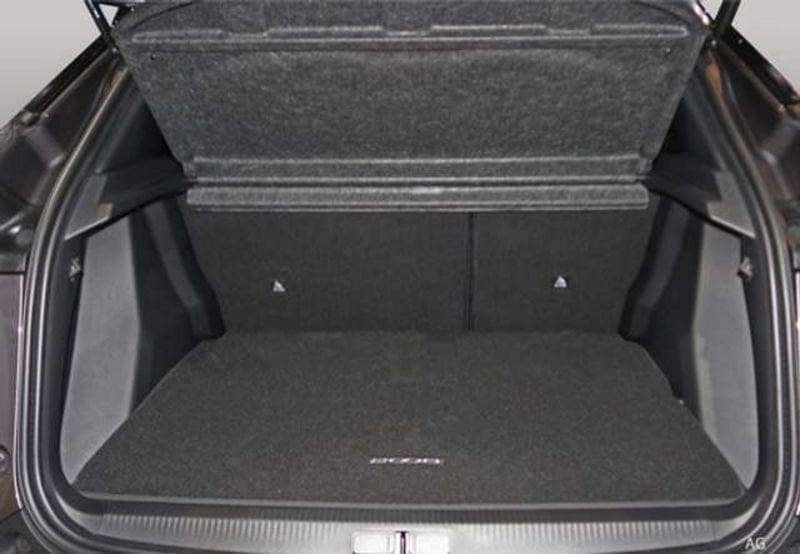 Peugeot 2008 1.2 hybrid Style 136cv e-dcs6