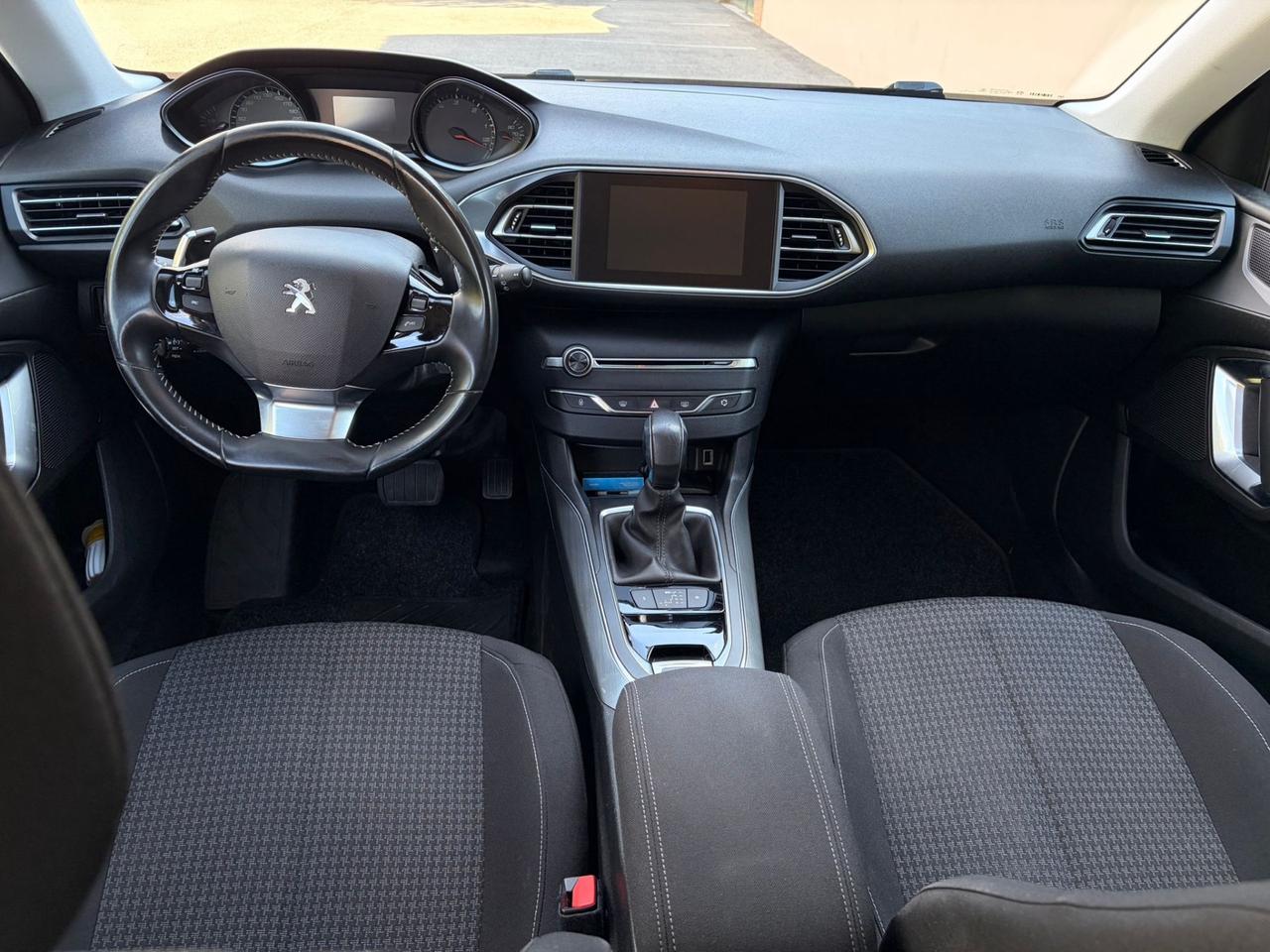 Peugeot 308 BlueHDi 130 S&S SW Allure