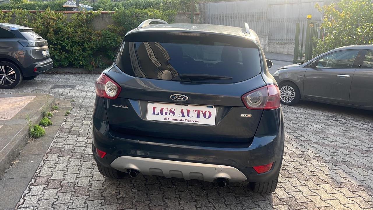 Ford Kuga Kuga+ 2.0 TDCi 136 CV 2WD DPF