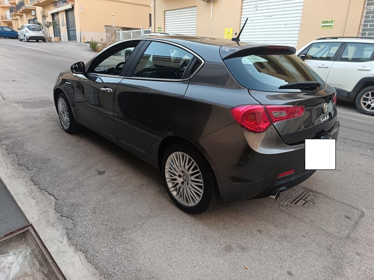 Alfa Romeo Giulietta 1.6 mj 105 CV Distinctive