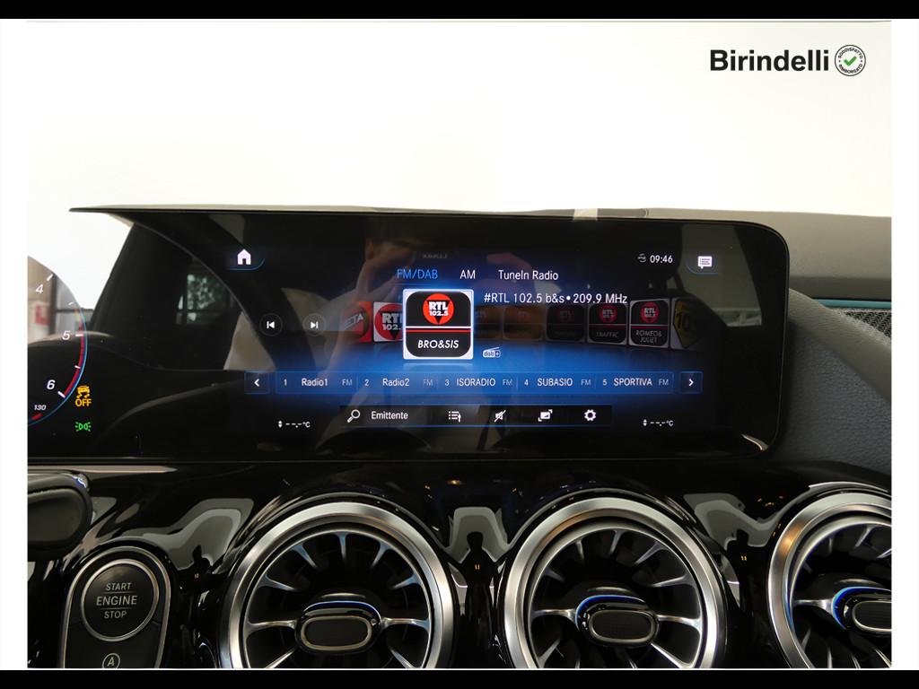 Mercedes-Benz GLA (H247) - GLA 200 d Automatic Premium