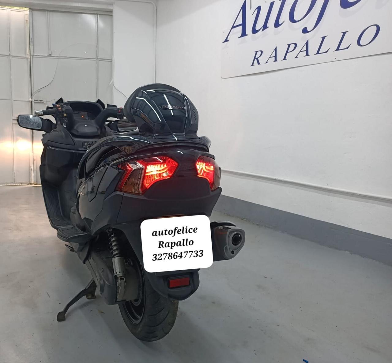 Suzuki Burgman 650 executive