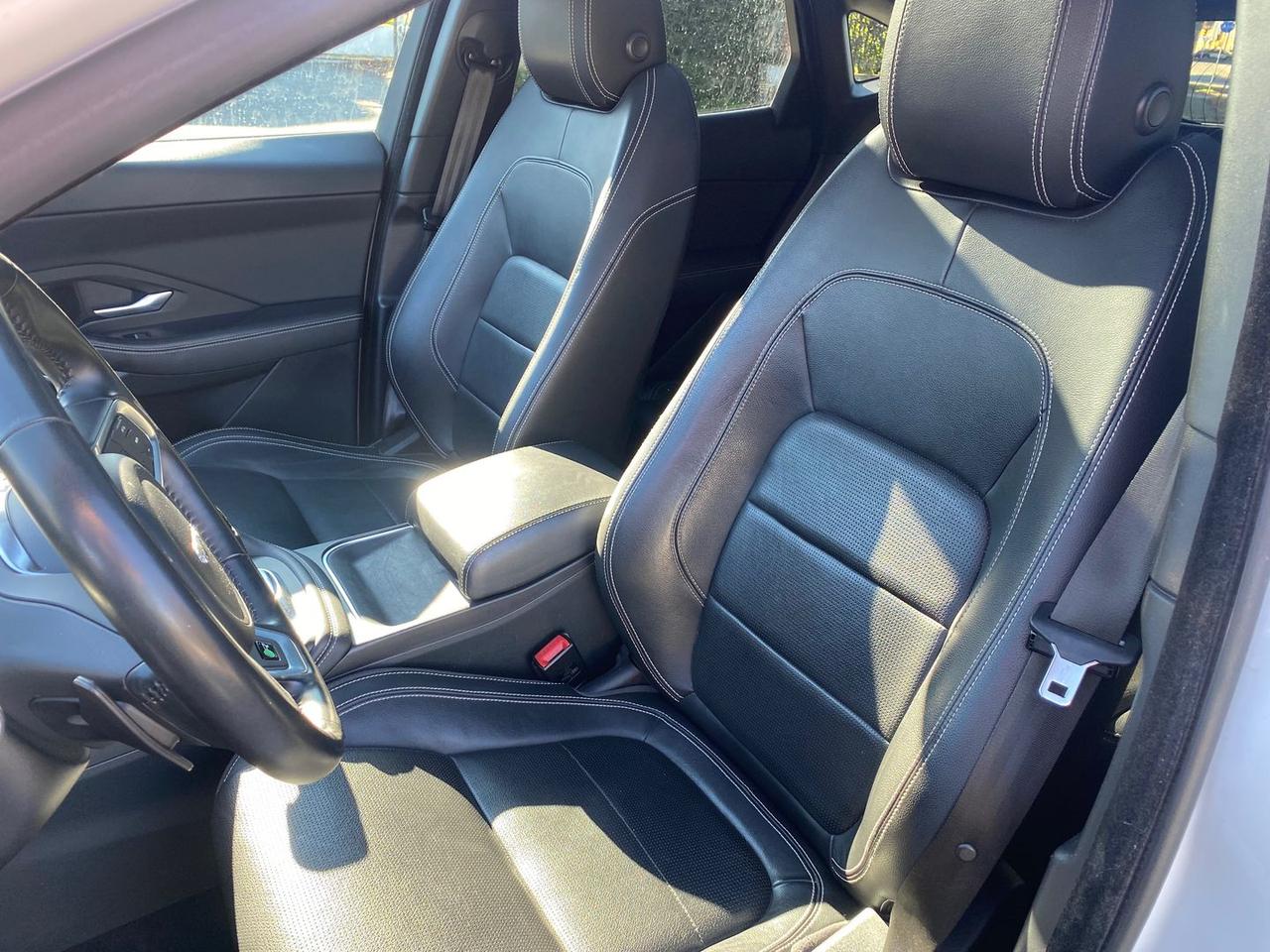 Jaguar E-Pace R-Dynamic HSE D 150 #8021