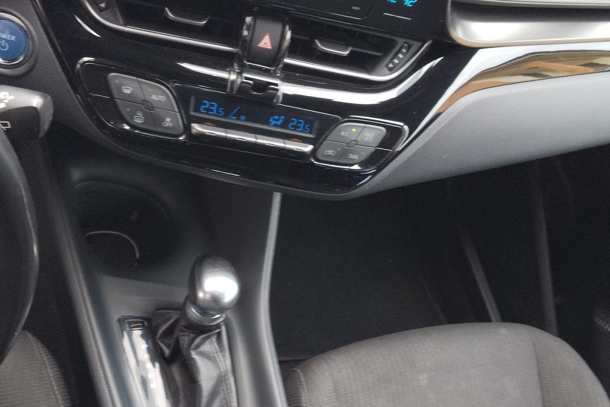 TOYOTA C-HR 1.8 Hybrid E-CVT Active