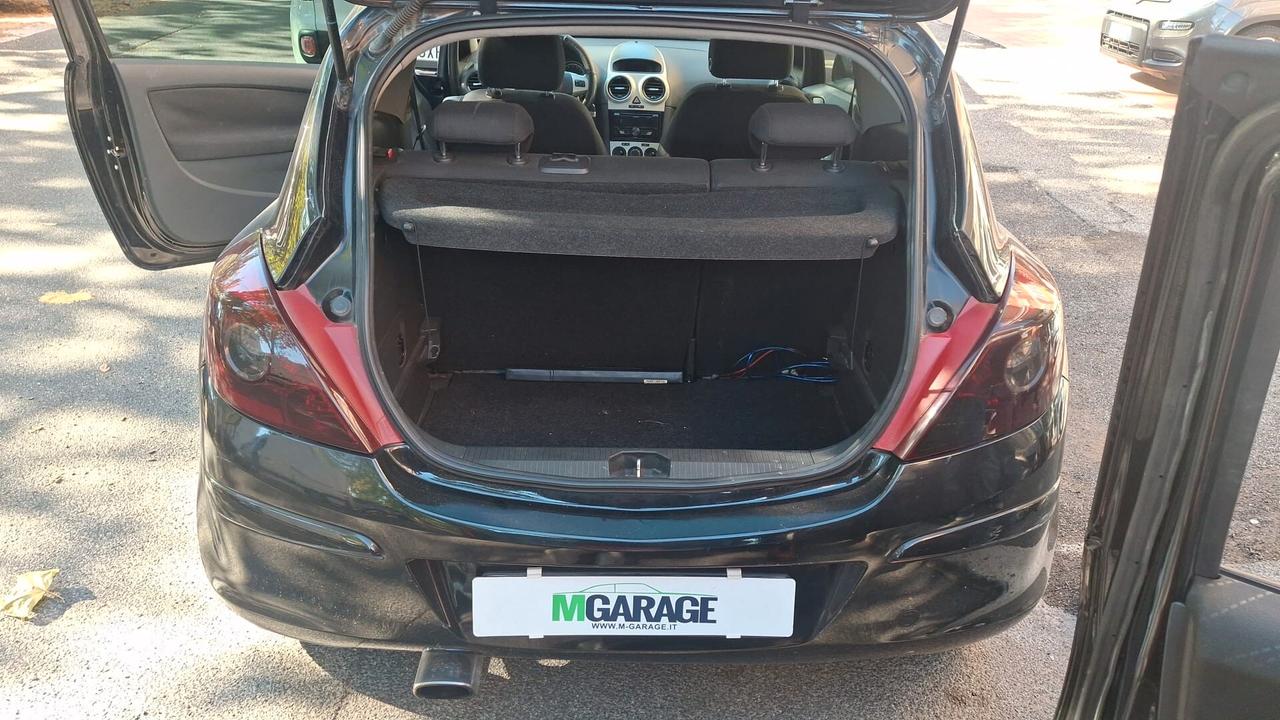 Opel Corsa 1.2 3 porte Enjoy
