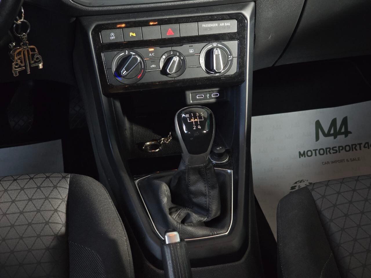 Volkswagen T-Cross 1.0 TSI Sport