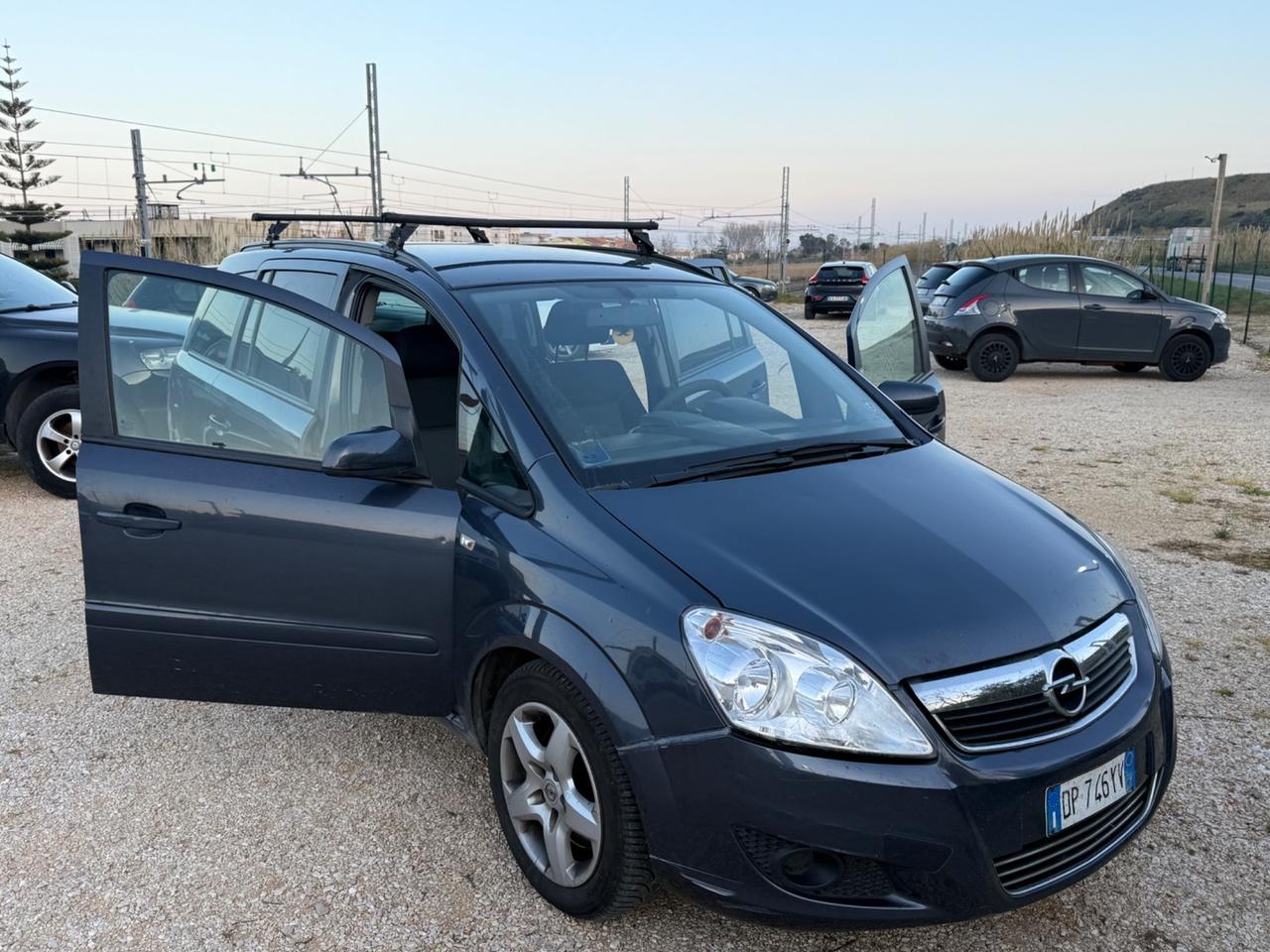 Opel Zafira 1.9 DIESEL 7 POSTI PREZZO SHOCK 1.999€