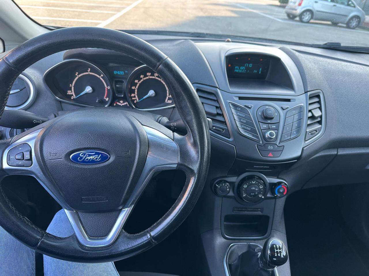 Ford Fiesta 1.5 TDCi 75CV 5 porte